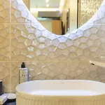 Stylish Stay, Walk To & Cafes