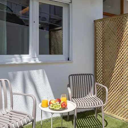 Lejlighed Stylish Stay, Walk To & Cafes *