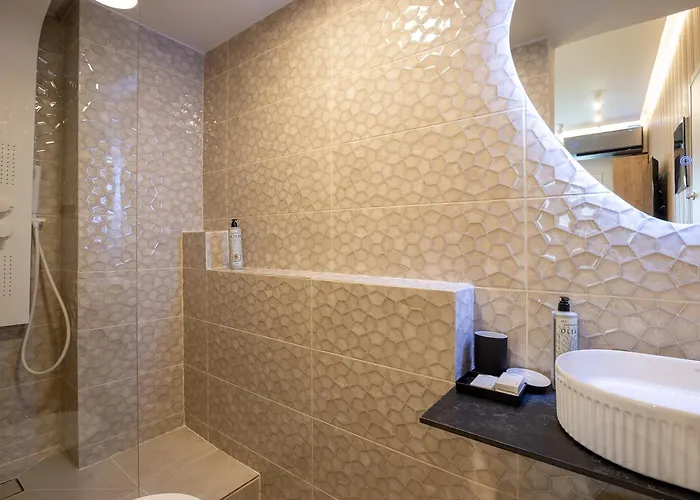 Stylish Stay, Walk To Beach&cafés Appartamento *